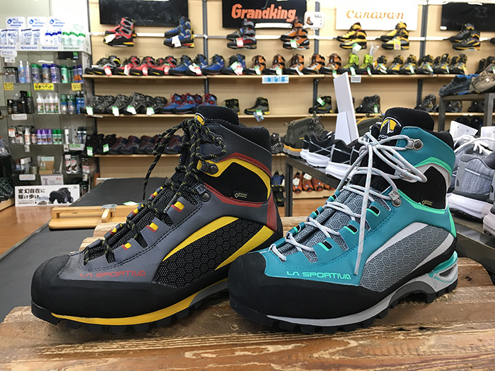 品質保証人気ラスポルティバ(LA SPORTIVA)トランゴタワーGTX EU43.5登山靴 アウトドアシューズ